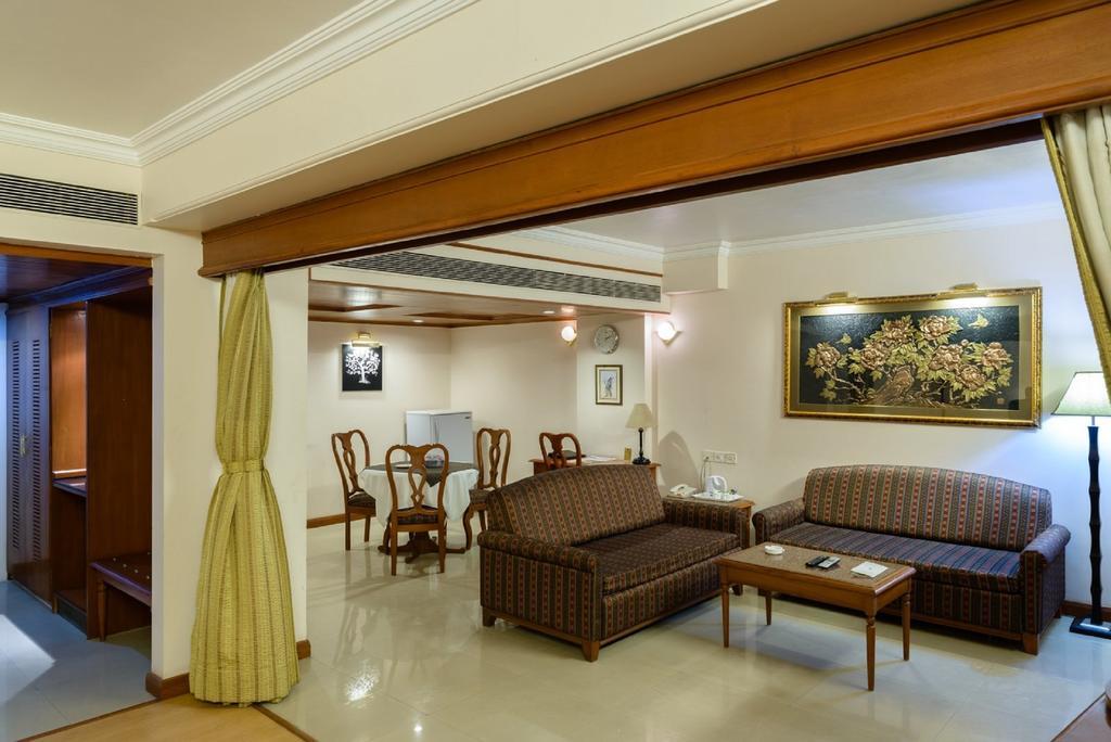 Quality Inn Palms Gāndhīdhām Dış mekan fotoğraf